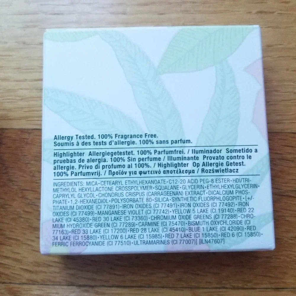 NEW Clinique Flower Lunar Pop Powder Highlighter